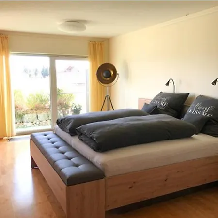 Ferienwohnung Heidi Apartment *